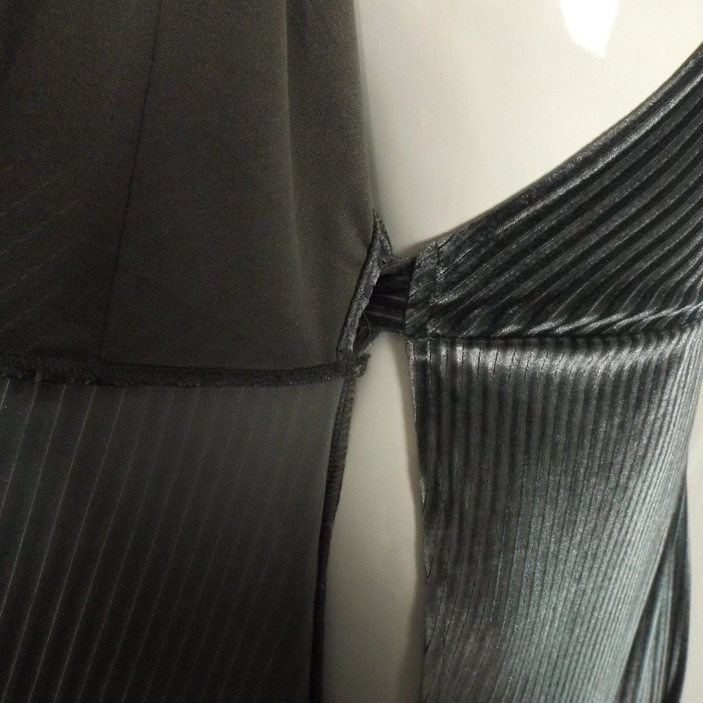 BALTIC BORN Maxi Dress, L, Grey Ribbed Velvet, short sleeves, True Wrap - Picture 7 of 11
